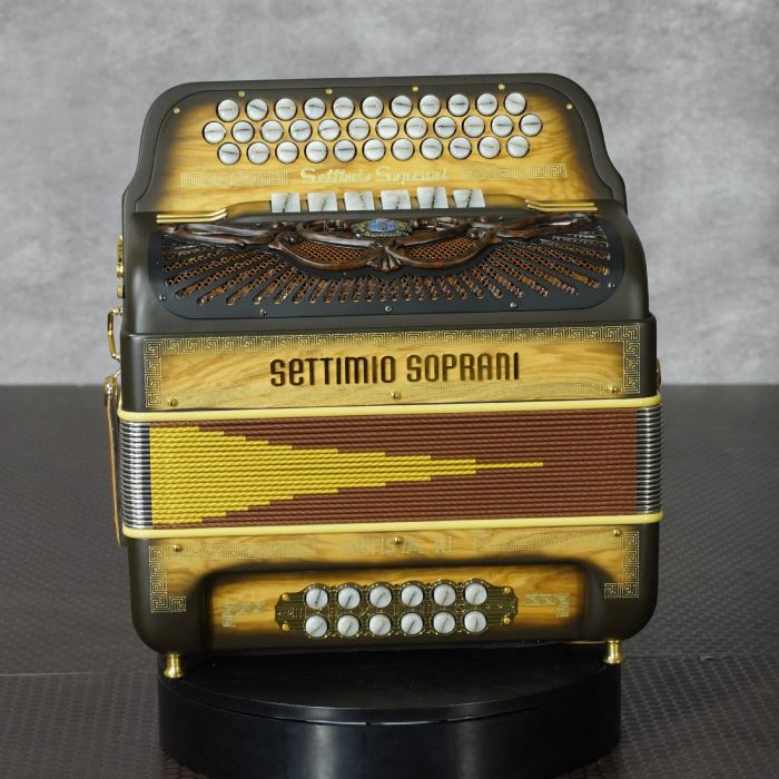 Settimio Soprani ARTTTOWOODFE 3-Row Diatonic Accordion - FBE/EAD 2-Tonos