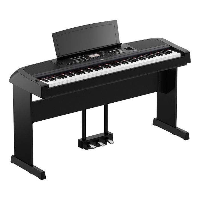 Yamaha DGX‑670 88‑Key Digital Grand Piano – Black