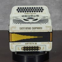 Settimio Soprani ARTTTSPAPWHTGE 3-Row Diatonic Accordion - GCF/EAD 2-Tonos, Papyrus White